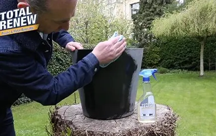 Rénovateur et protecteur total renew 500ml raviveur de couleur (1).webp